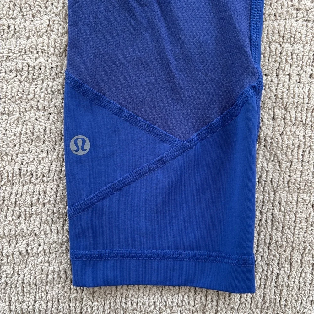 Lululemon Pace Rival Crop Leggings Sapphire Royal Blue size 6 mesh panels